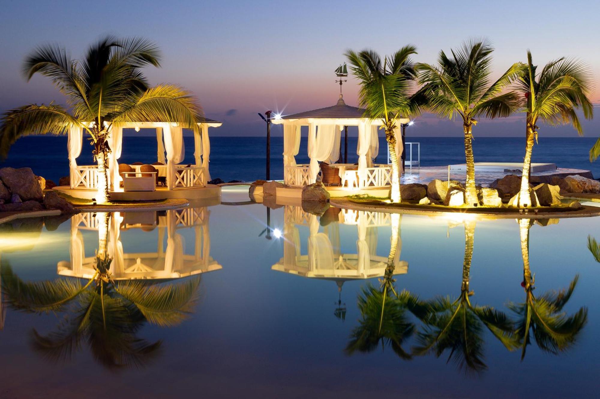 Tracadero Beach Club & Holidays Rentals บายาฮิเบ ภายนอก รูปภาพ
