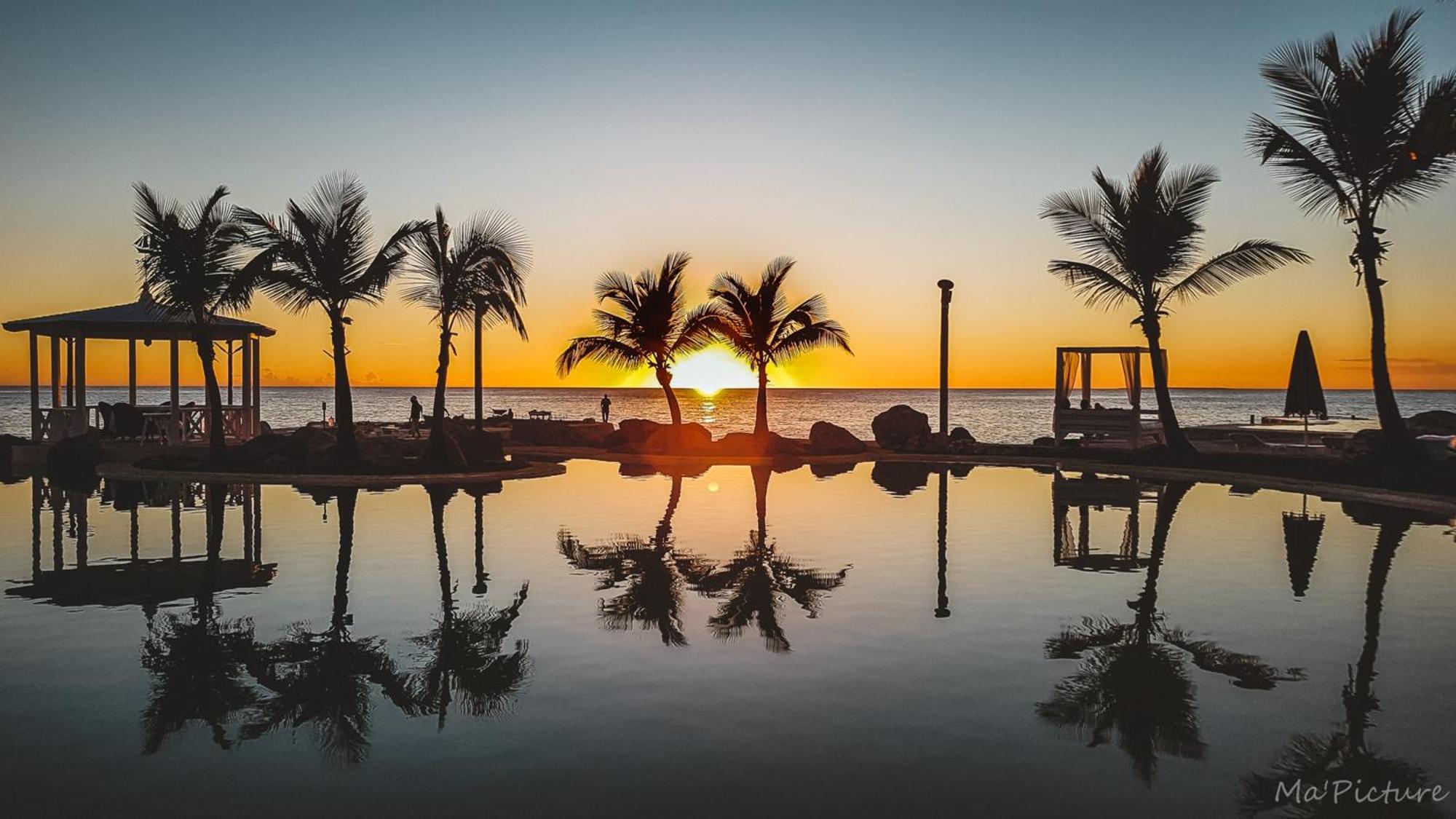 Tracadero Beach Club & Holidays Rentals บายาฮิเบ ภายนอก รูปภาพ