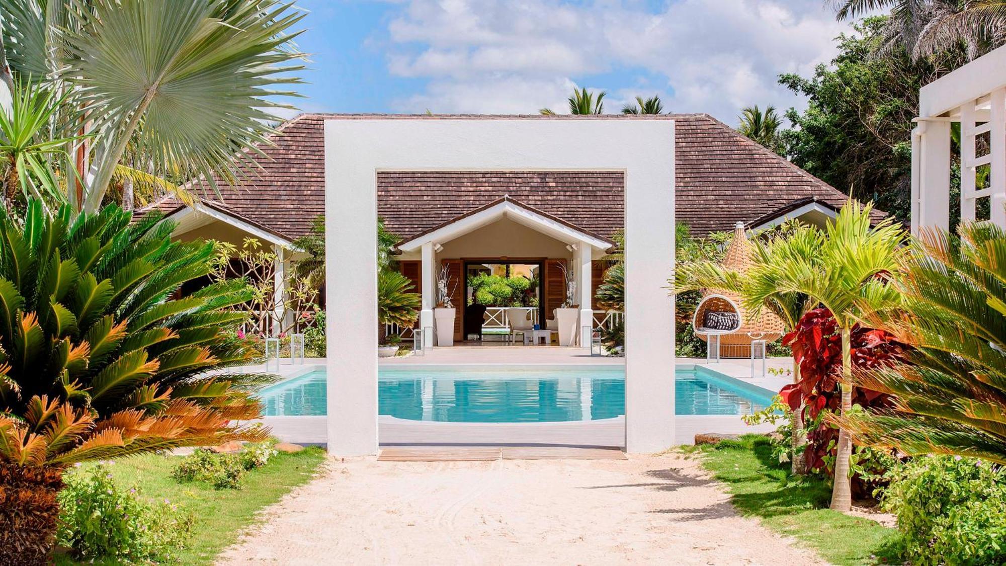 Tracadero Beach Club & Holidays Rentals บายาฮิเบ ภายนอก รูปภาพ