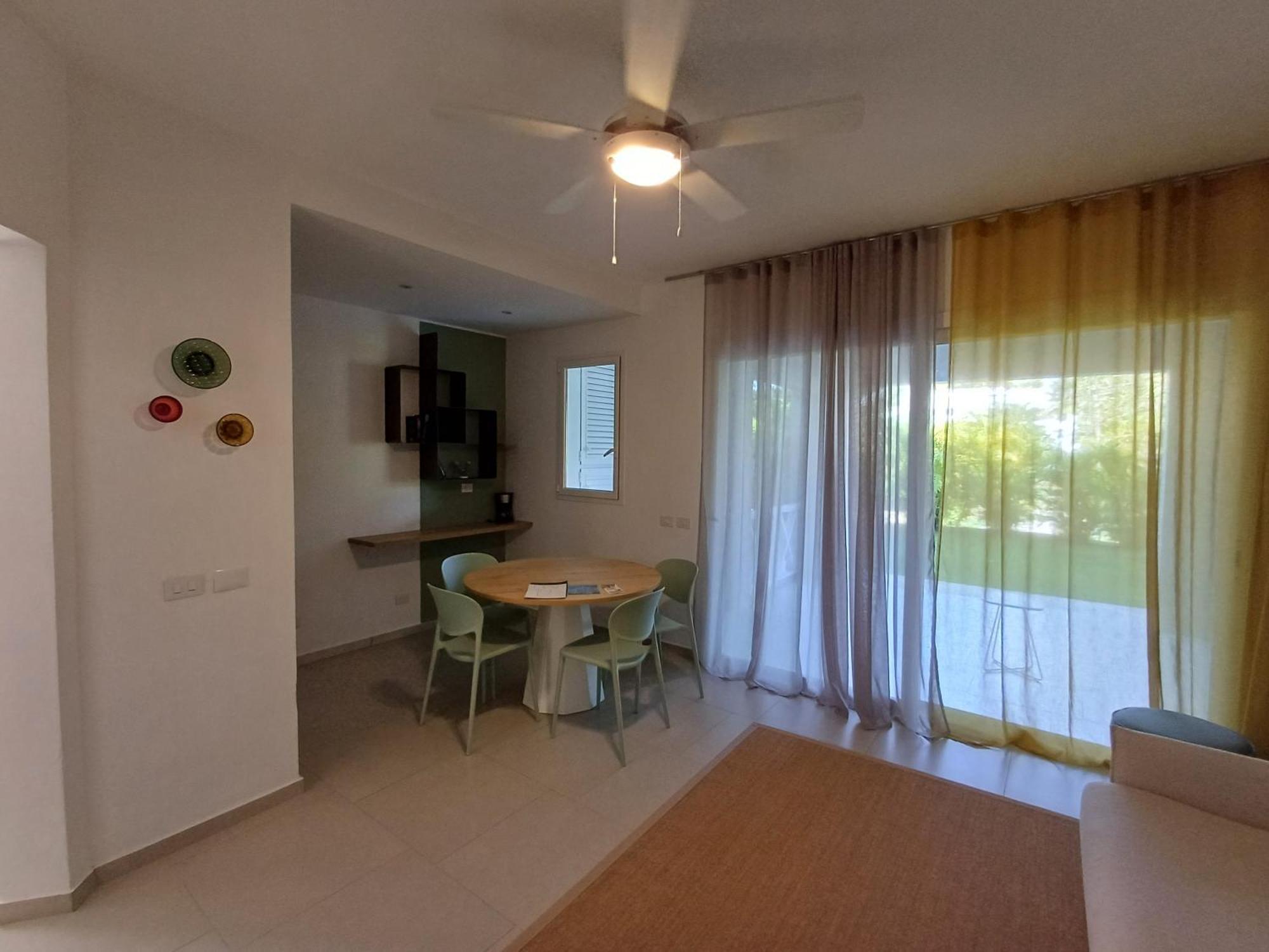 Tracadero Beach Club & Holidays Rentals บายาฮิเบ ภายนอก รูปภาพ